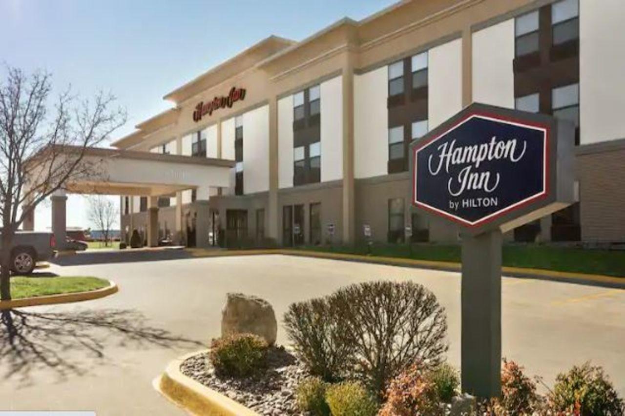 Hampton Inn Wichita-East Exterior photo